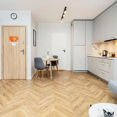 23 Marca By Renters