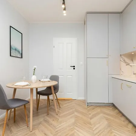 23 Marca By Renters *