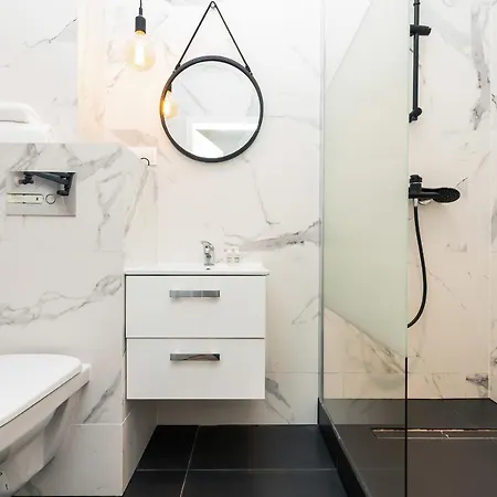 23 Marca By Renters Apartman